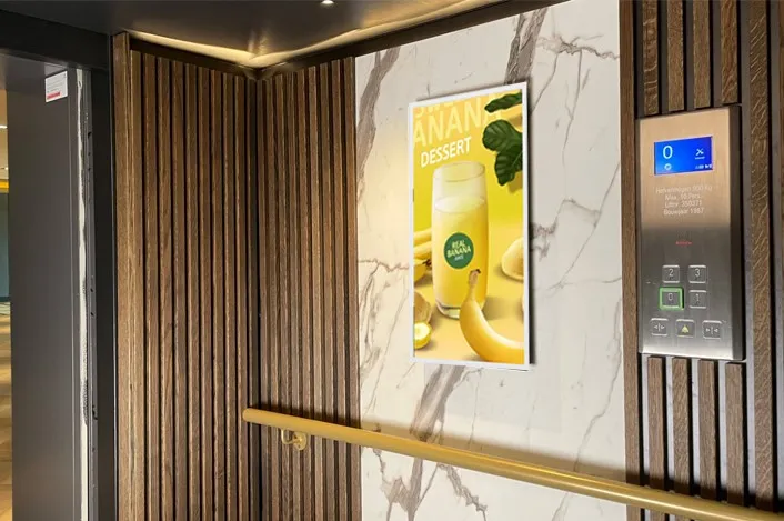 Elevator digital signage has excellent advertising and marketing capabilities, maximizing the use of elevator space. Elevator digital signage has excellent advertising and marketing capabilities, maximizing the use of elevator space.